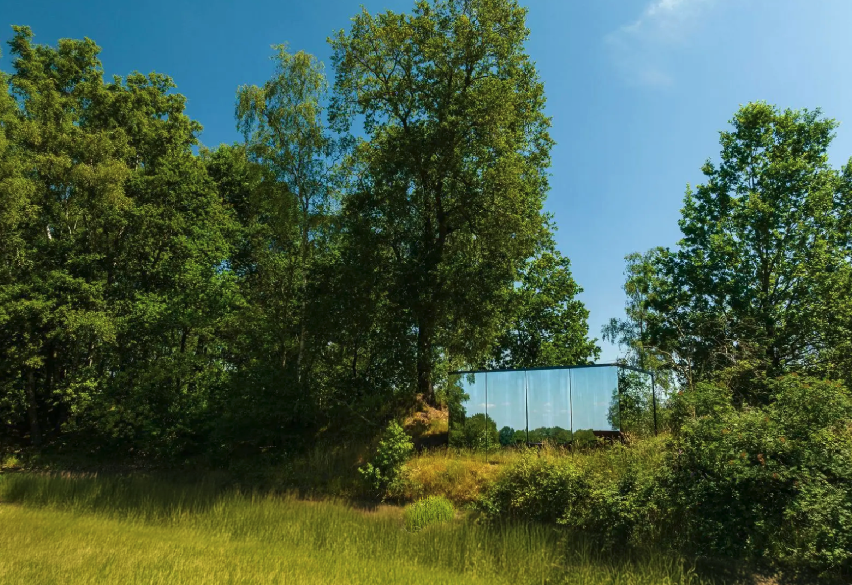 Spiegelhuisje net over de grens in Duitsland