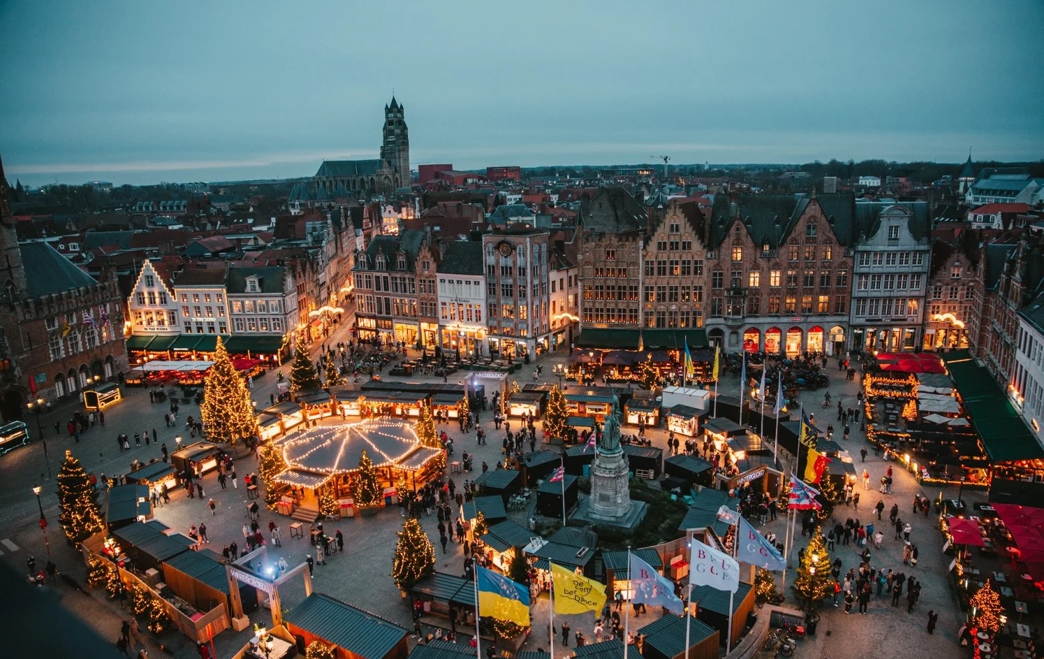 Hotel Montanus | Historisch Brugge: Kerstmarkten, lichtjes&winkelplezier