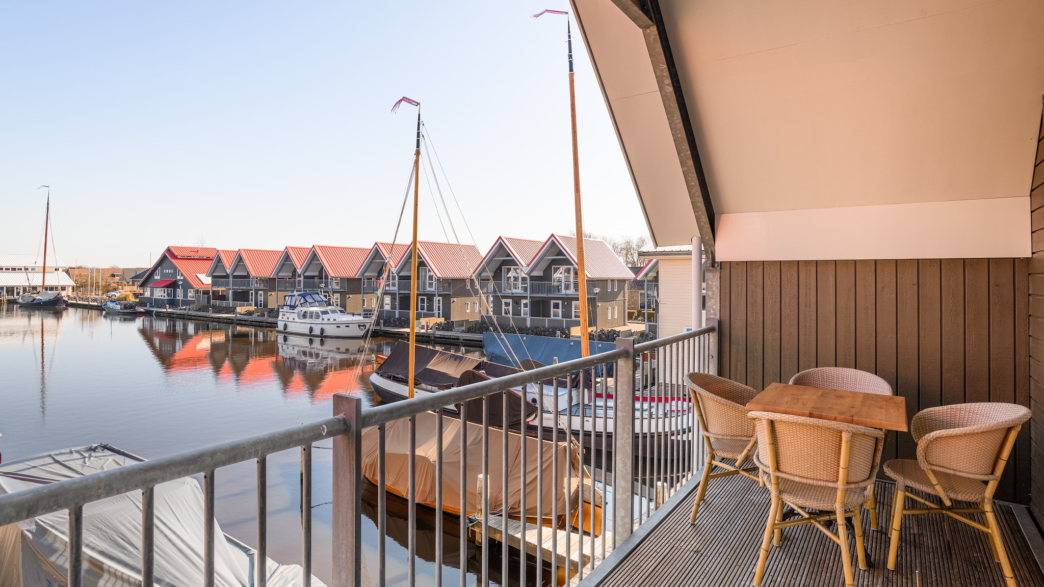 Sfeervol vakantiehuis (4p) in een jachthaven
